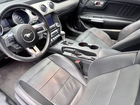 Used 2019 Ford Mustang GT Premium RWD image 9
