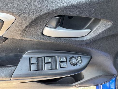 Used 2019 Honda Fit EX image 21