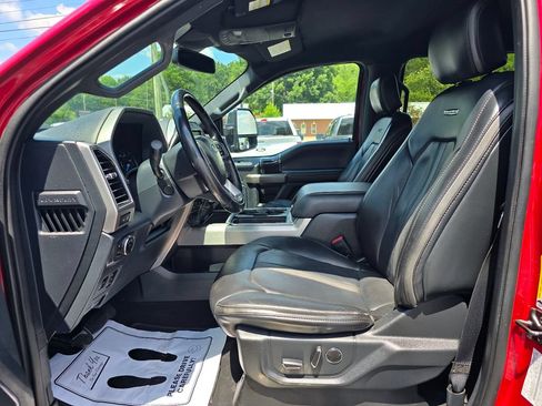 Used 2022 Ford F350 Platinum AWD/4WD image 10