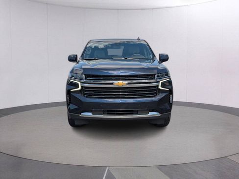 Used 2022 Chevrolet Suburban LT AWD/4WD image 8
