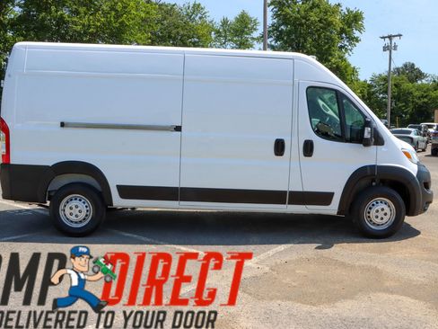 Used 2024 RAM ProMaster 2500 w/ Convenience Group FWD image 6