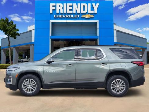 Used 2022 Chevrolet Traverse LT w/ LPO, Cargo Package image 4