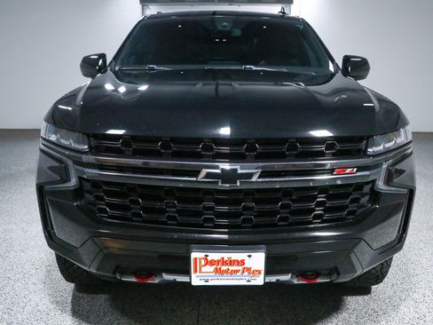 Used 2021 Chevrolet Tahoe Z71 w/ Rear Media and Nav Package AWD/4WD image 4