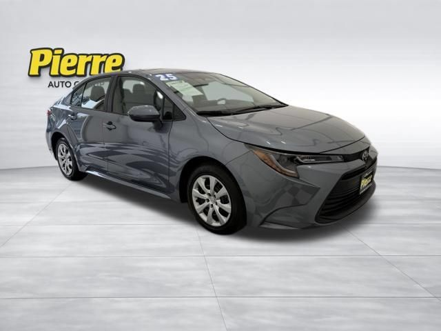 Used 2025 Toyota Corolla LE FWD image 6