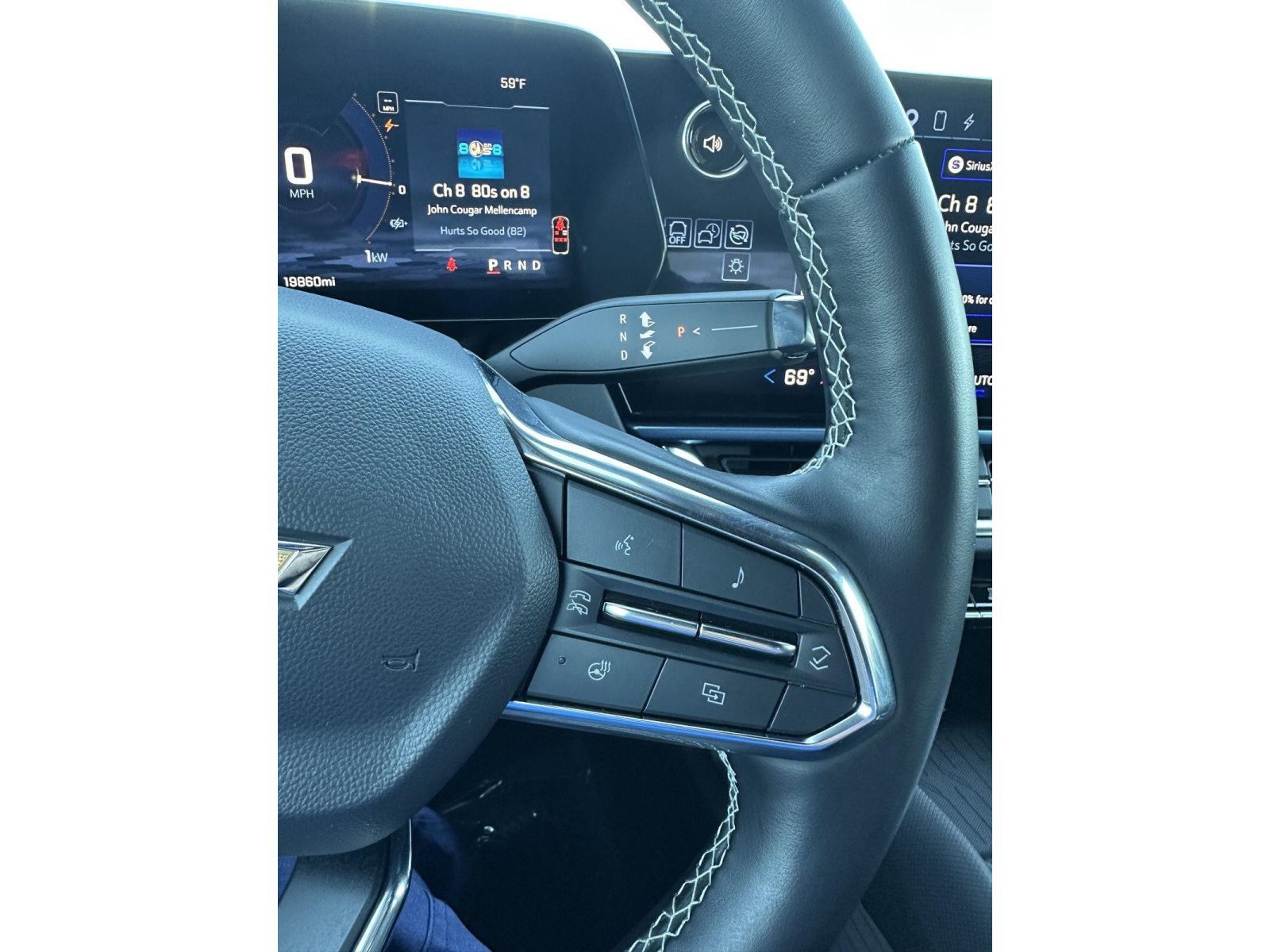 Used 2025 Chevrolet Equinox EV LT w/ Convenience Package FWD image 45