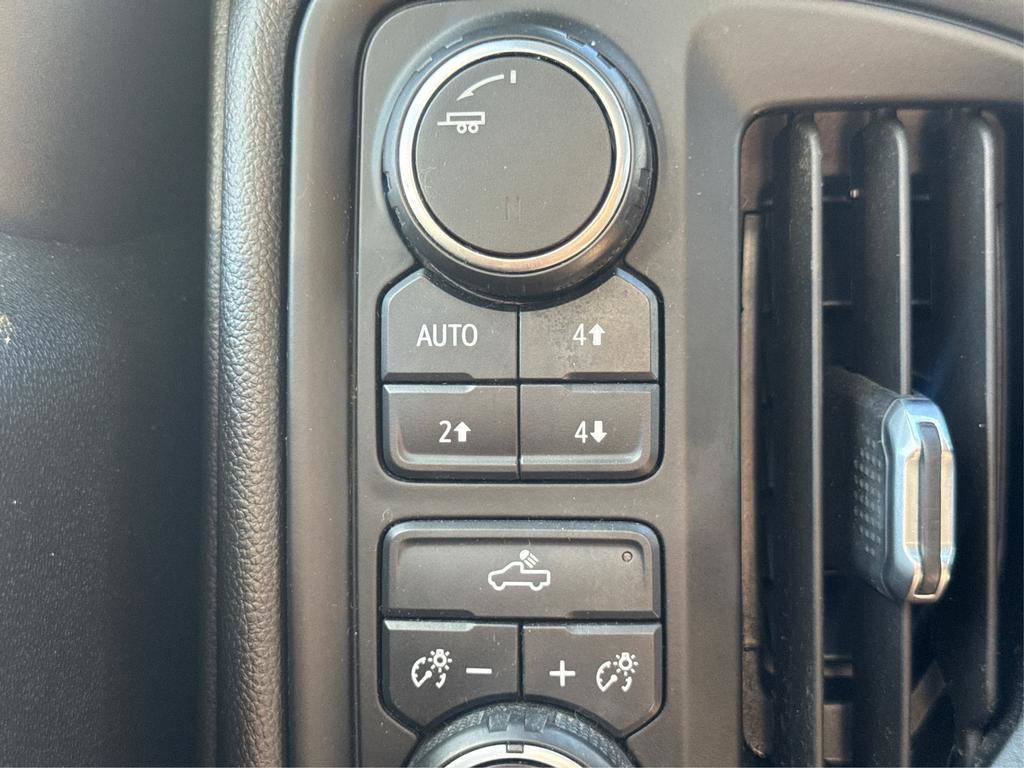 Used 2019 Chevrolet Silverado 1500 Custom Trail Boss w/ Custom Convenience Package AWD/4WD image 21