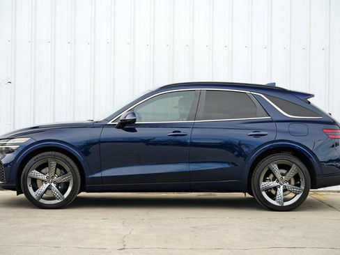 Used 2022 Genesis GV70 3.5T Sport w/ Sport Prestige Package image 8