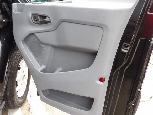 Used 2015 Ford Transit 250 148 Medium Roof RWD image 21