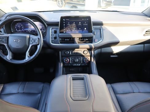 Used 2024 Chevrolet Tahoe RST w/ Luxury Package AWD/4WD image 18