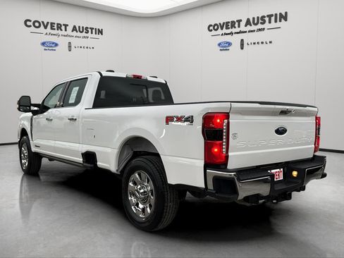 Used 2024 Ford F350 Lariat w/ Lariat Ultimate Package image 3