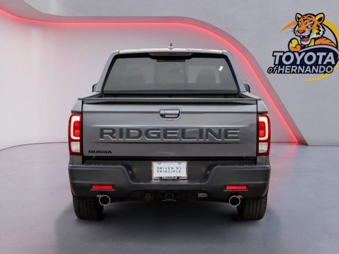 Used 2025 Honda Ridgeline RTL image 6