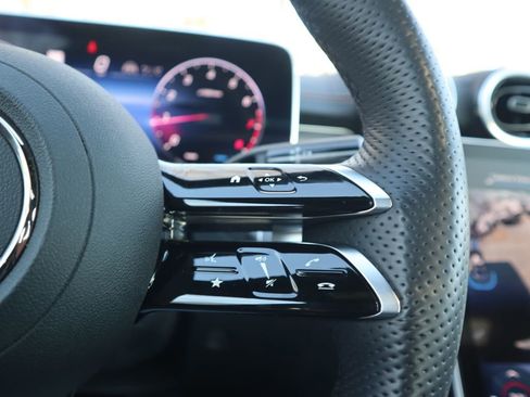 Used 2024 Mercedes-Benz C 300 4MATIC Sedan image 21