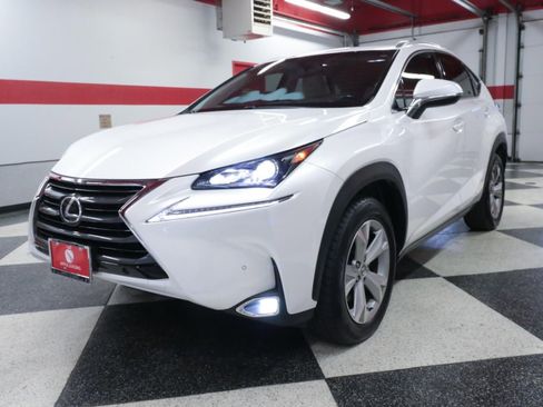 Used 2017 Lexus NX 200t FWD image 5