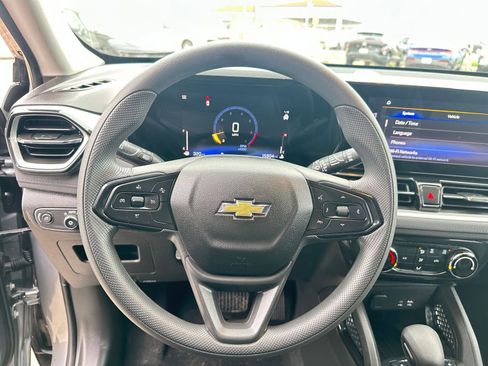 Used 2025 Chevrolet TrailBlazer LT image 29