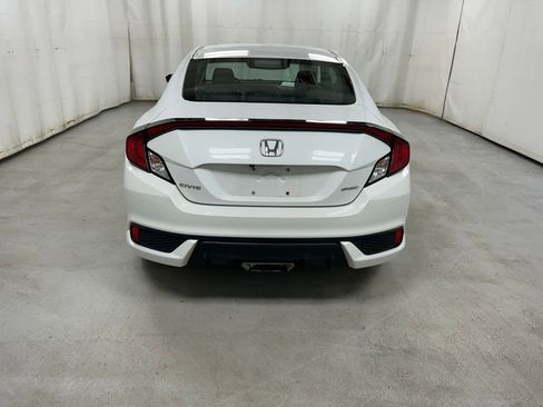 Used 2019 Honda Civic Sport image 6