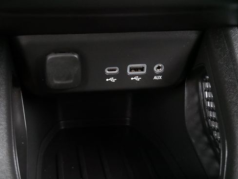 Used 2023 Chevrolet TrailBlazer LT w/ Convenience Package AWD/4WD image 25