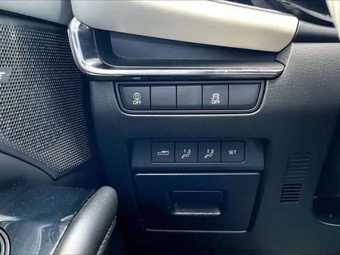 Used 2021 MAZDA MAZDA3 s image 35