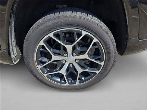 Used 2022 Jeep Grand Cherokee Summit AWD/4WD image 19