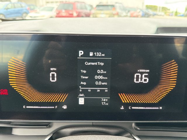 New 2027 Kia Carnival FWD image 11
