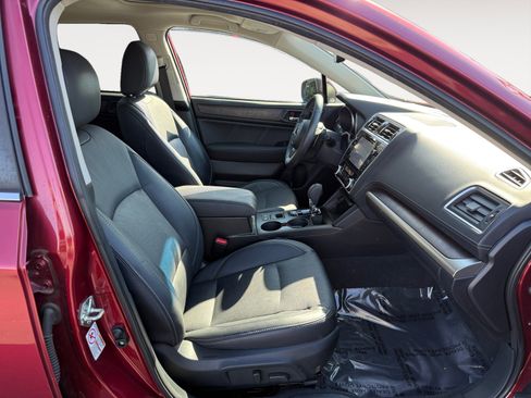 Used 2019 Subaru Outback 2.5i Limited image 19