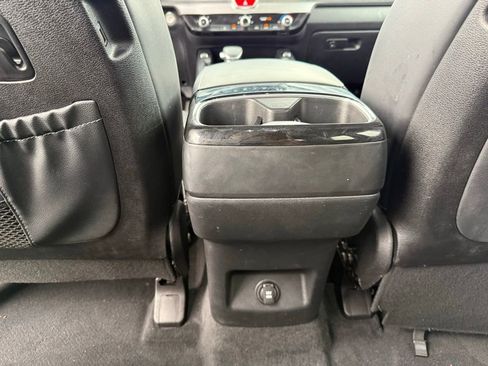 Used 2021 Kia Telluride S AWD/4WD image 24