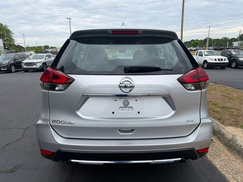 Used 2020 Nissan Rogue S AWD/4WD image 6