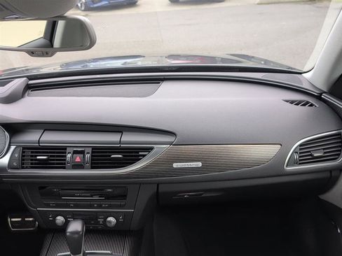 Used 2016 Audi S6 Prestige w/ Prestige Package image 10
