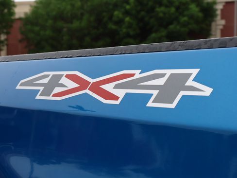 Used 2022 Chevrolet Silverado 1500 Custom image 6