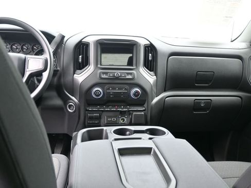 Used 2026 Chevrolet Silverado 1500 Custom image 15