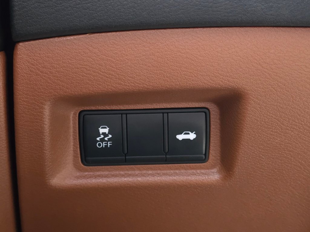 Used 2023 INFINITI Q50 Luxe w/ Cargo Package RWD image 35
