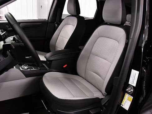 New 2025 Ford Escape Active w/ Cold Weather Package image 28