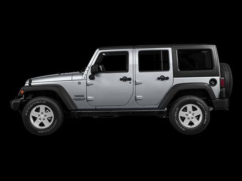Used 2016 Jeep Wrangler Unlimited Sahara AWD/4WD image 3