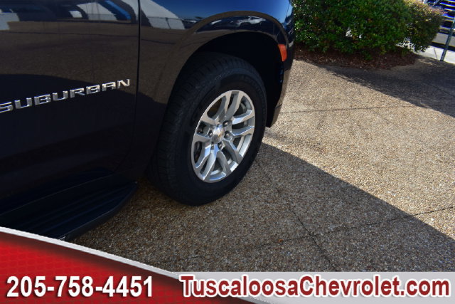 Certified 2024 Chevrolet Suburban LT AWD/4WD image 16