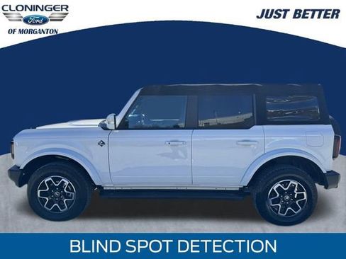 Used 2023 Ford Bronco Outer Banks image 4