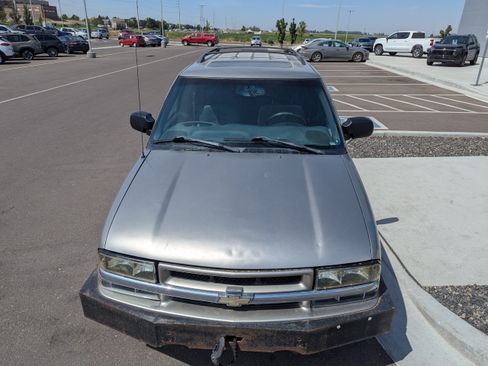 Used 2001 GMC Jimmy SLT w/ SLT Luxury Equipment Group AWD/4WD image 6