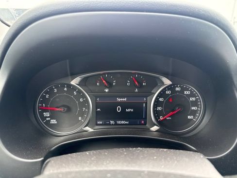 Used 2024 GMC Terrain SLT w/ Elevation Edition FWD image 23
