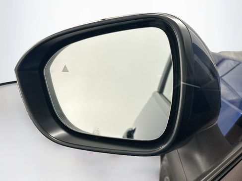 Used 2023 Nissan Rogue SV image 16