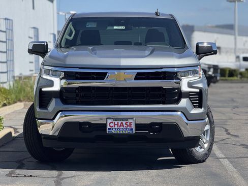 New 2026 Chevrolet Silverado 1500 LT w/ Z71 Off-Road Package AWD/4WD image 2