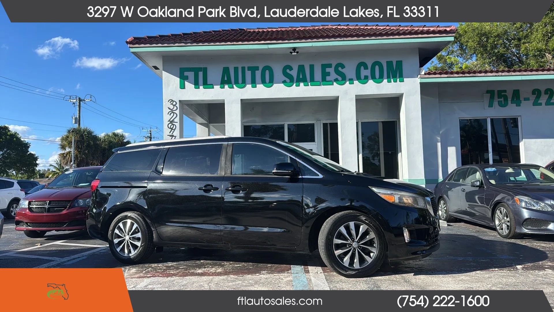 Used 2016 Kia Sedona SX FWD image 2