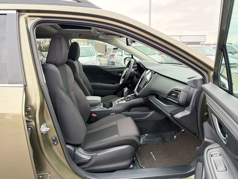 Certified 2025 Subaru Outback Premium w/ Popular Package #1A image 27