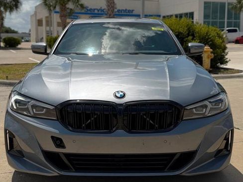Used 2023 BMW 330i Sedan w/ Driving Assistance Package RWD image 3