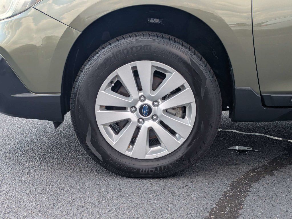 Used 2019 Subaru Outback 2.5i Premium AWD/4WD image 12