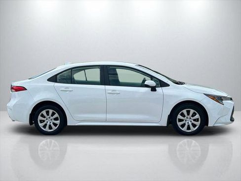 Certified 2026 Toyota Corolla LE FWD image 4
