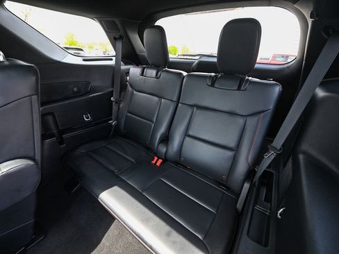 Certified 2025 Ford Explorer ST AWD/4WD image 24
