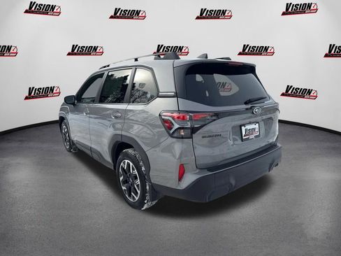 Used 2025 Subaru Forester Premium AWD/4WD image 7