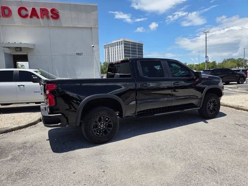 Used 2023 Chevrolet Silverado 1500 ZR2 w/ Technology Package AWD/4WD image 14