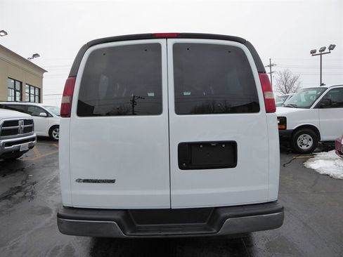 Used 2017 Chevrolet Express 2500 LT w/ LT Preferred Equipment Group image 6