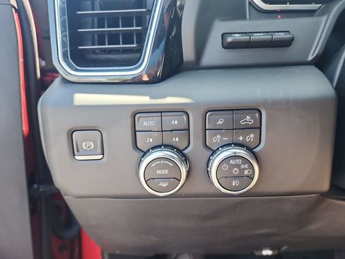 Certified 2023 GMC Sierra 1500 Denali AWD/4WD image 18