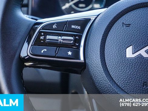 Used 2024 Kia Seltos EX image 29