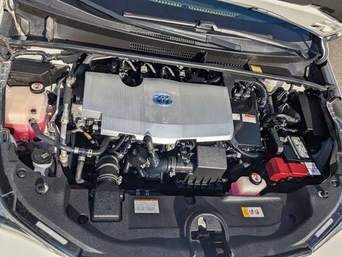 Used 2017 Toyota Prius Two image 23